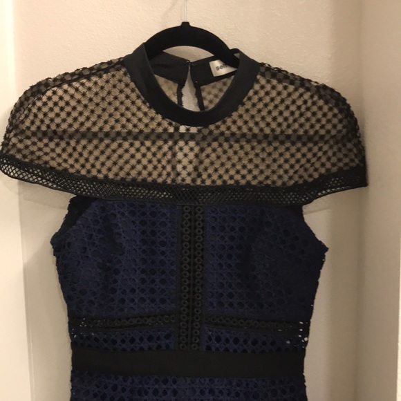 Dress - Picture 2 of 4